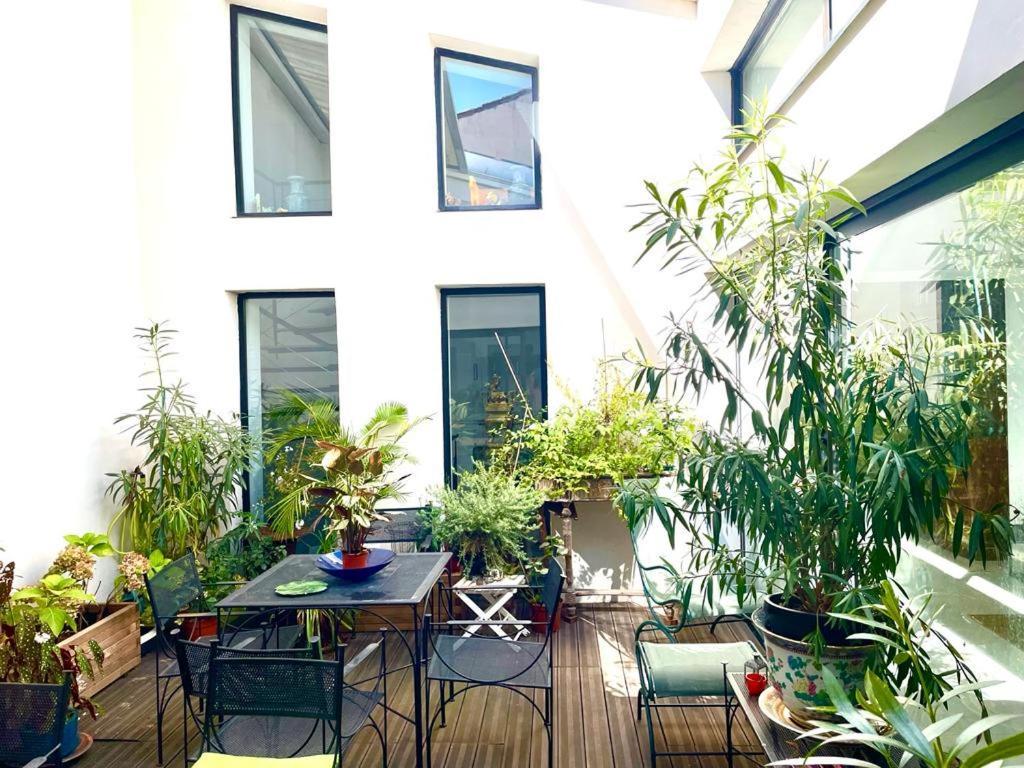 Patio 3 Pezenas Centre Il Y A Plus Cher Mais C Est Moins Bien エクステリア 写真