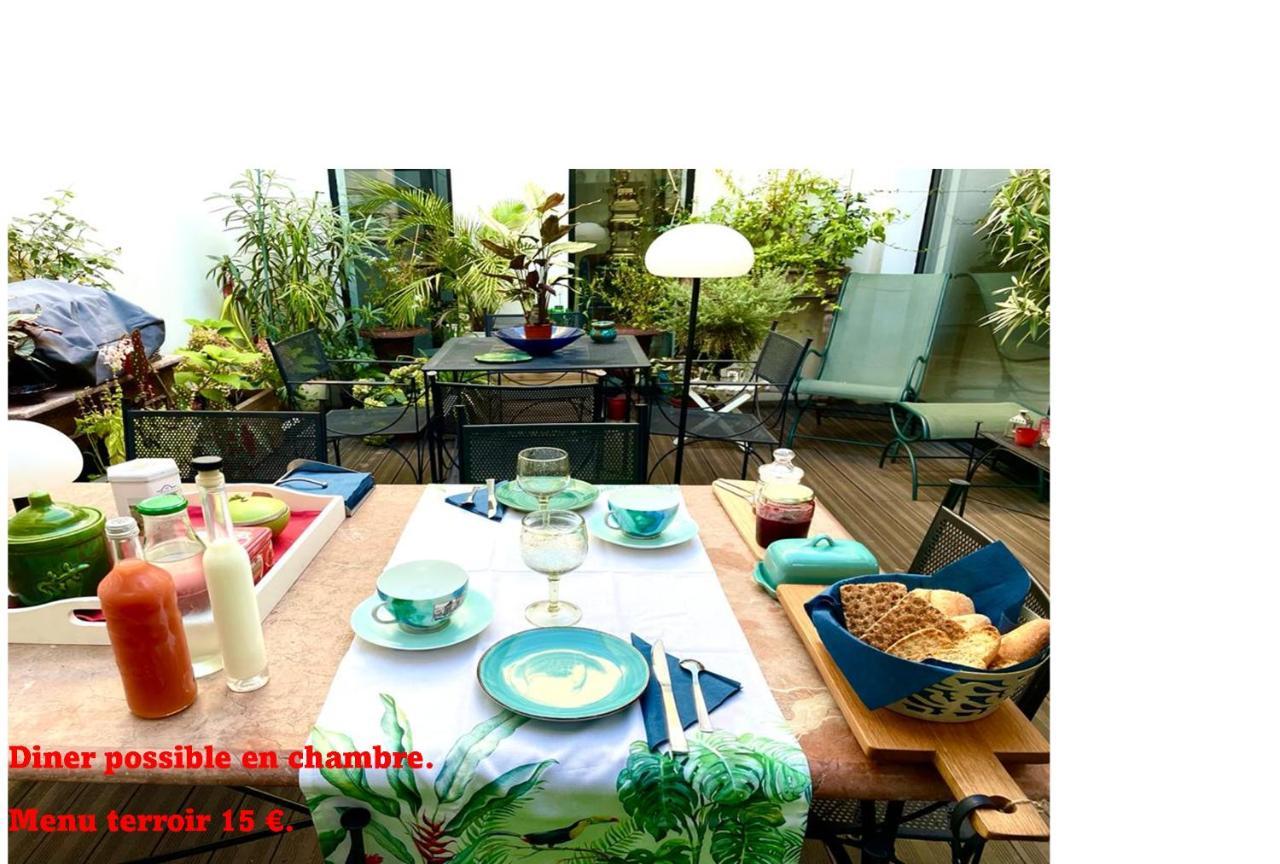 Patio 3 Pezenas Centre Il Y A Plus Cher Mais C Est Moins Bien エクステリア 写真